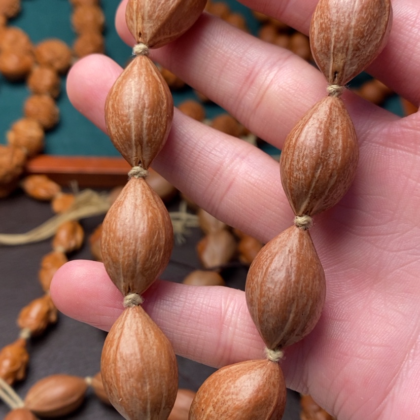 【闪购商品】橄榄核吊坠橄榄核