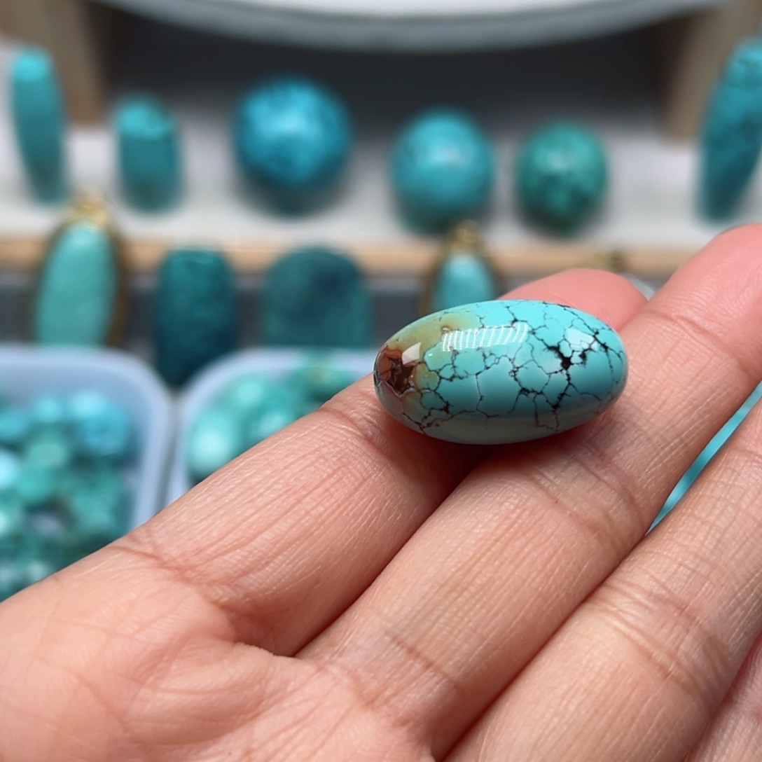 绿松石珠宝奇石未镶嵌