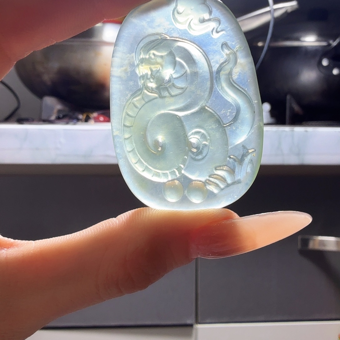 蛇纹石玉蛇牌未镶嵌