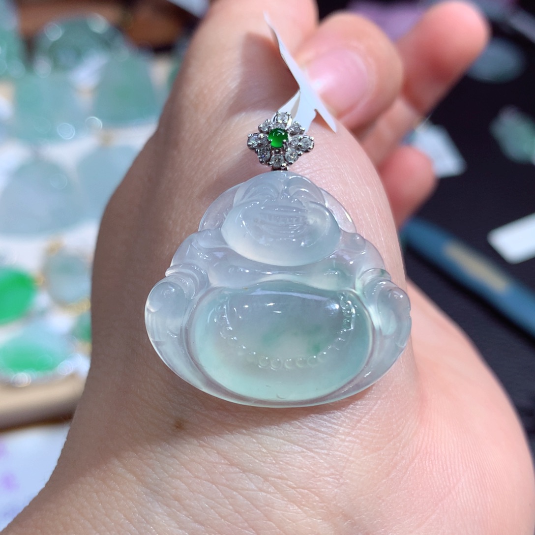 翡翠18K金镶嵌颈饰特色佛公