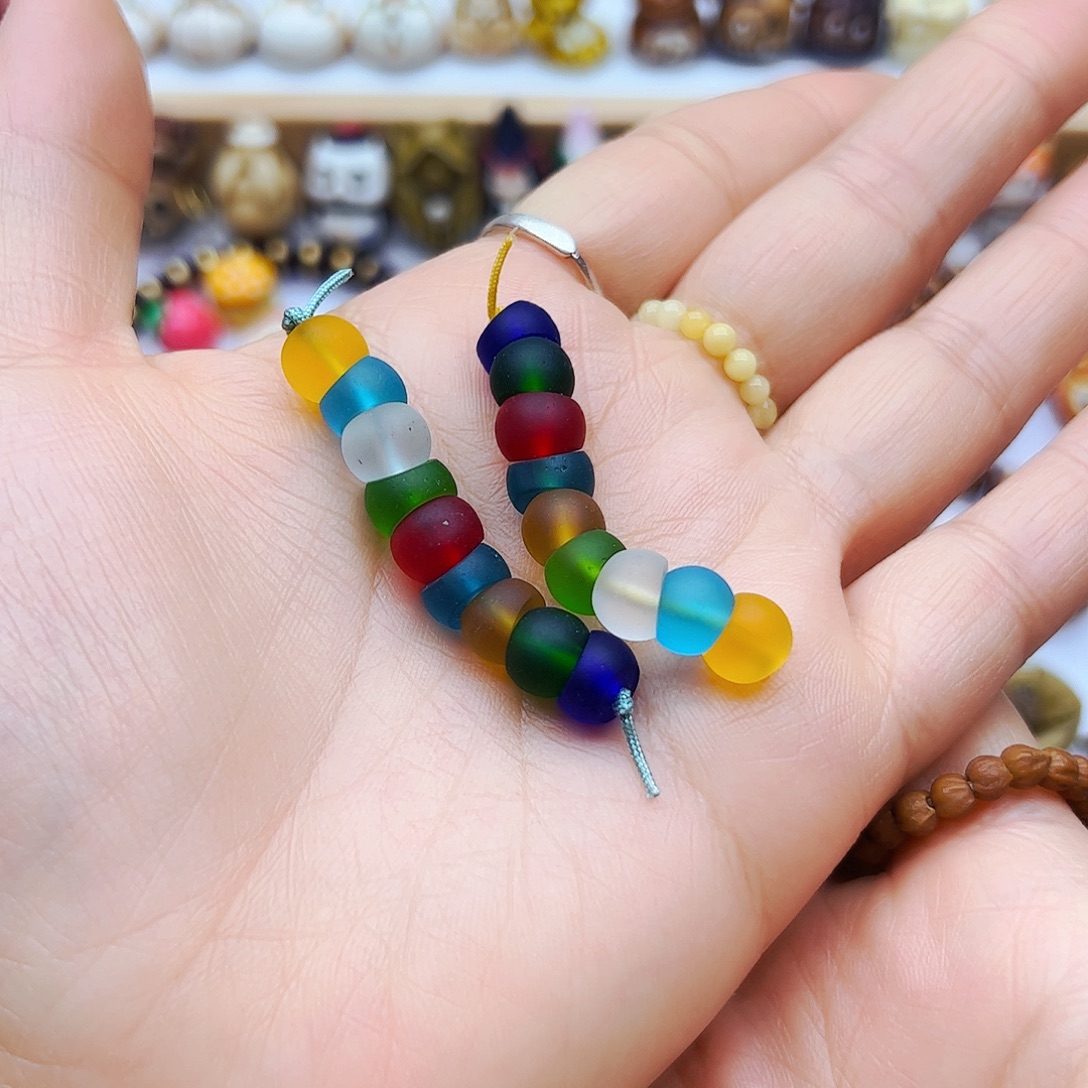 树脂制品手工打磨配饰