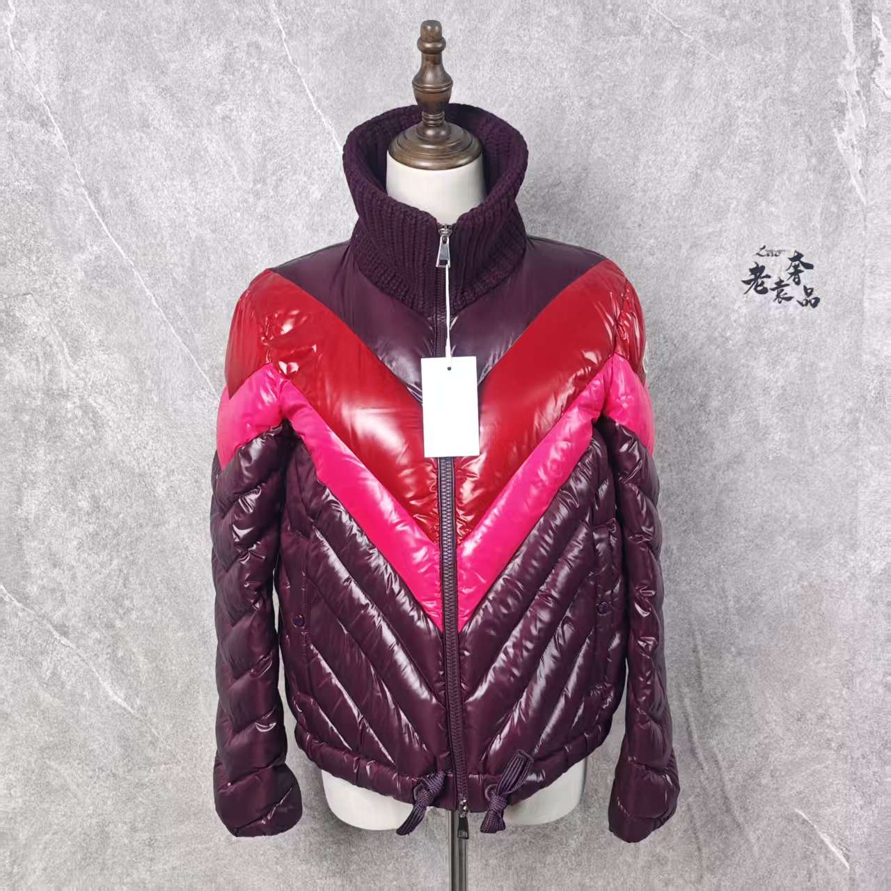 99新 MONCLER 海K/蒙口上衣/0码/css26708