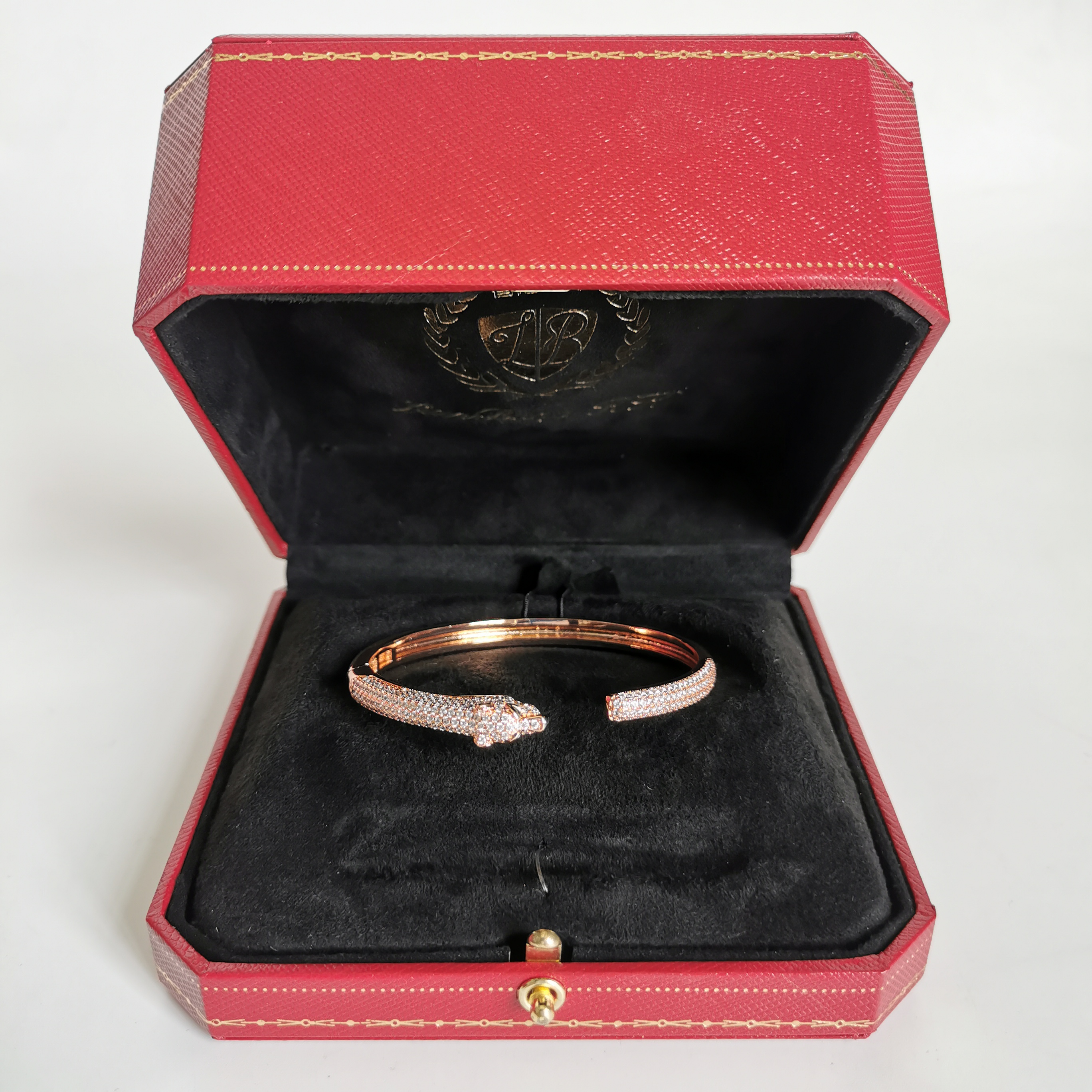 4279精致高级气质手镯