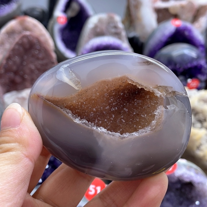 水晶摆件未镶嵌捡漏