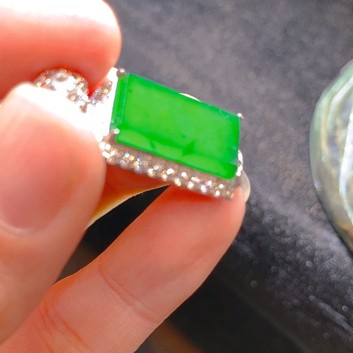 【闪购商品】翡翠颈饰银S925镶嵌翡翠