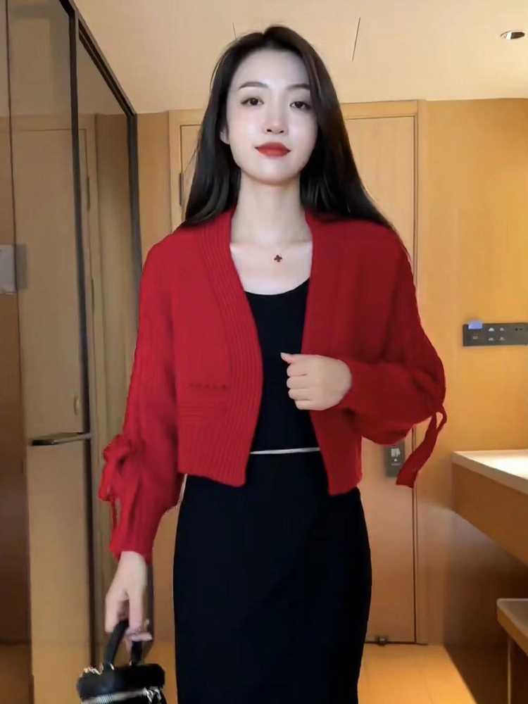 短款灯笼袖针织衫开衫毛衣外套女秋季气质宽松上衣秋冬小个子披肩
