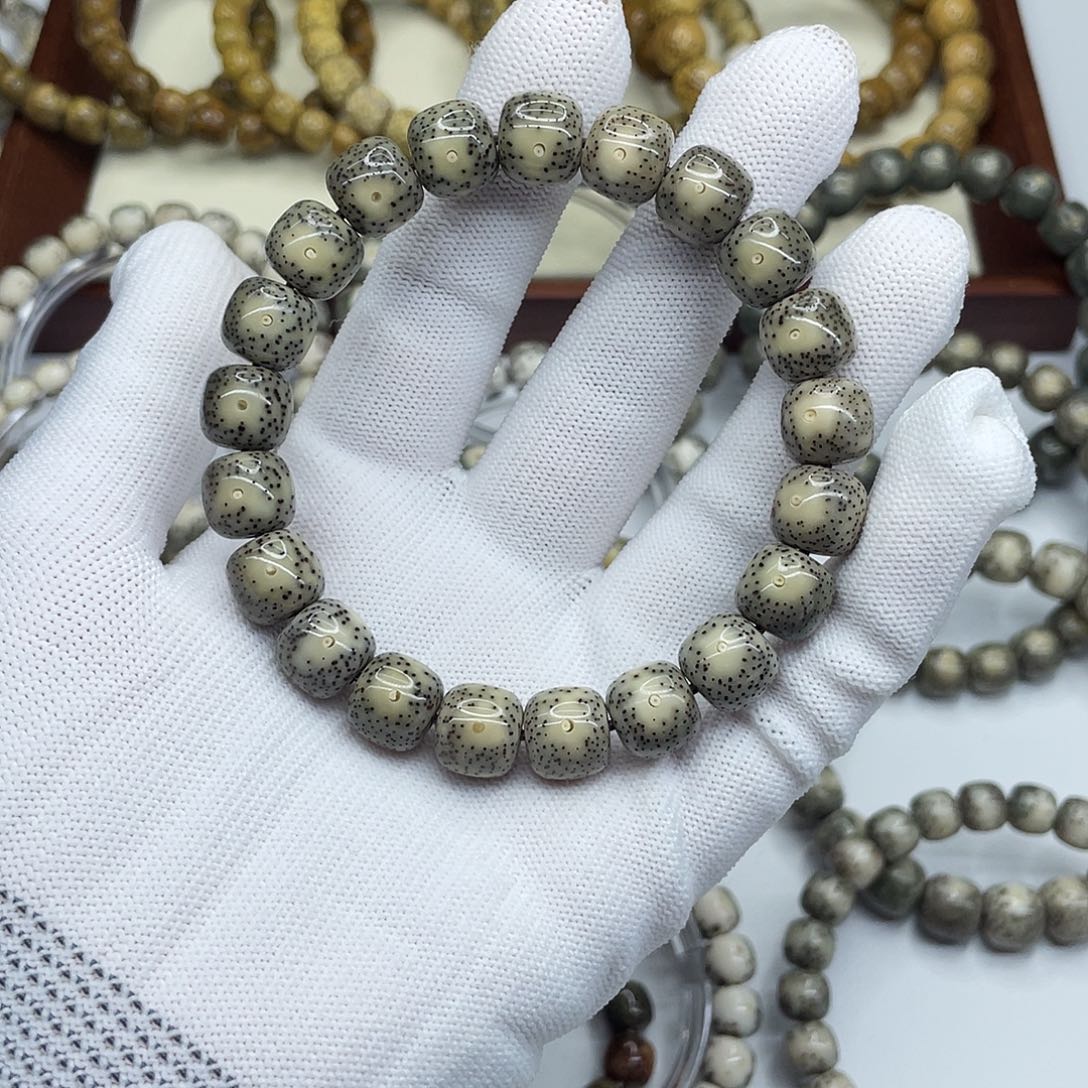 星月菩提手串11×10黑冰大眼睛A18