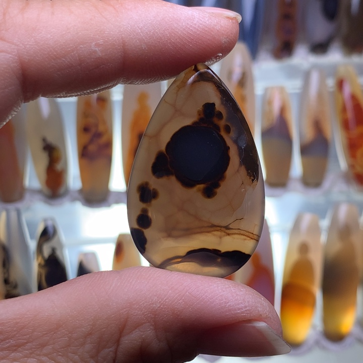 玛瑙/玉髓颈饰未镶嵌103