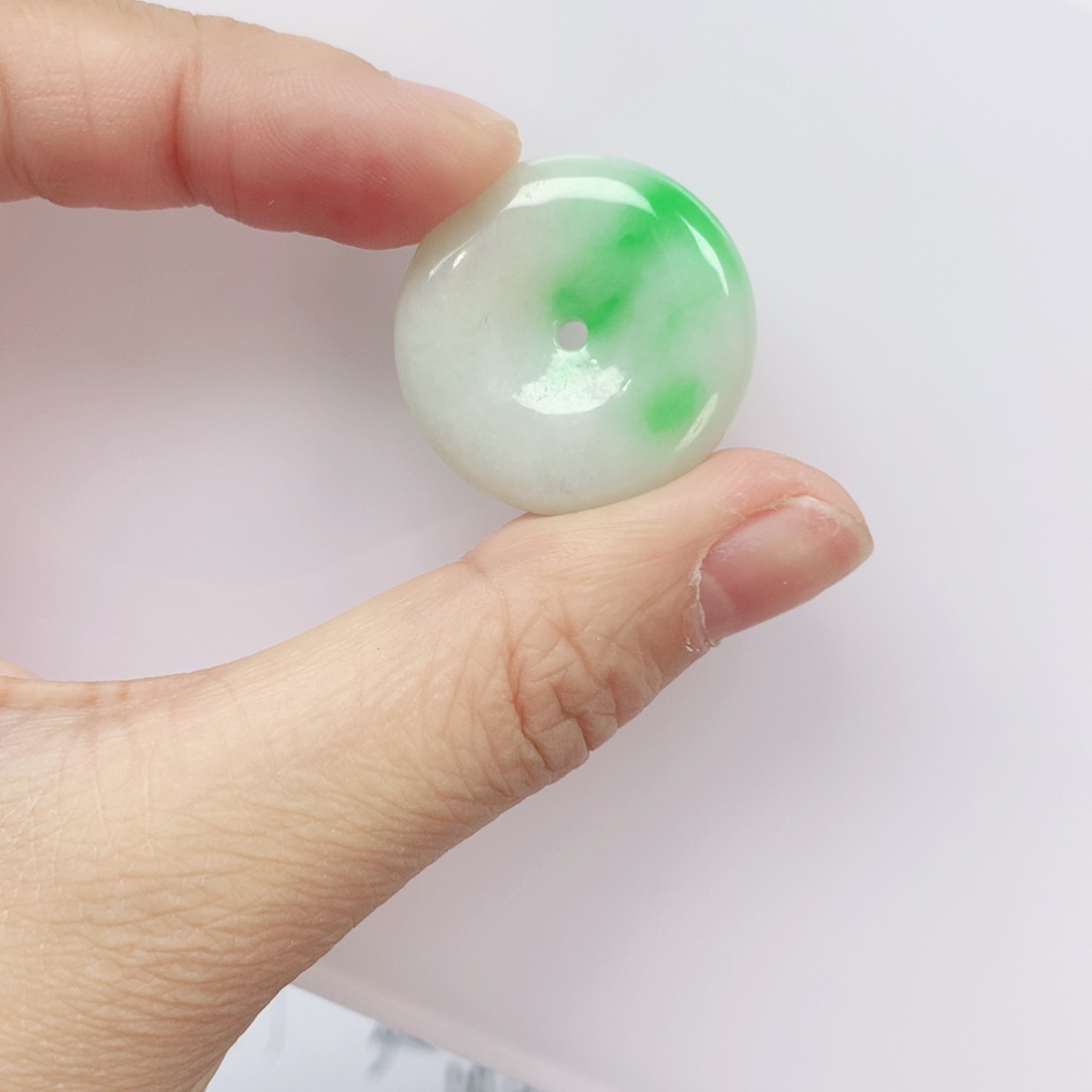 翡翠未镶嵌颈饰11111