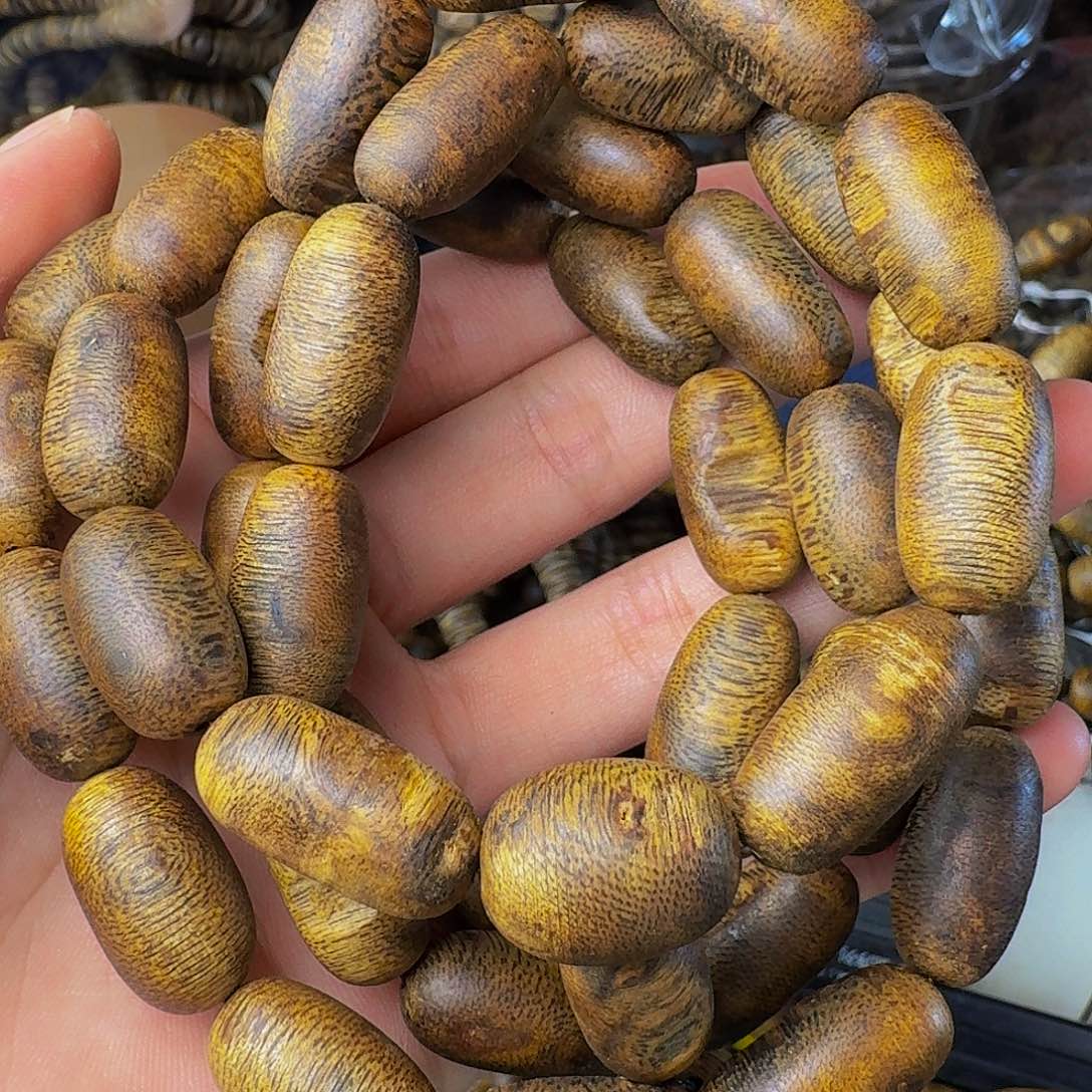 沉香手串老白棋留疤47.6