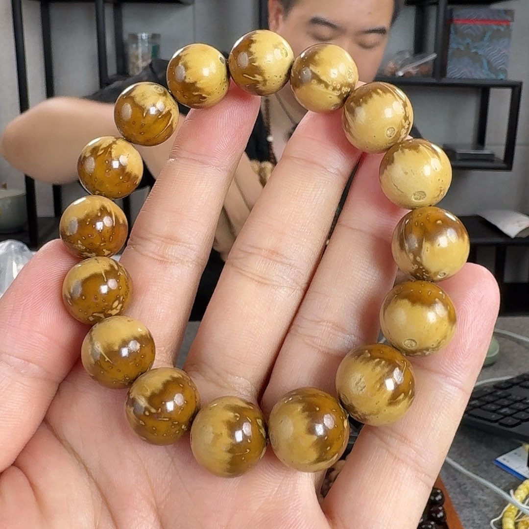 手串紫金鼠D8180紫金鼠圆珠单圈14左右