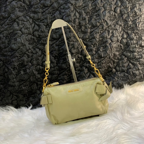 95新 MIU MIU/缪缪 缪缪绿色小号蝴蝶结单肩包