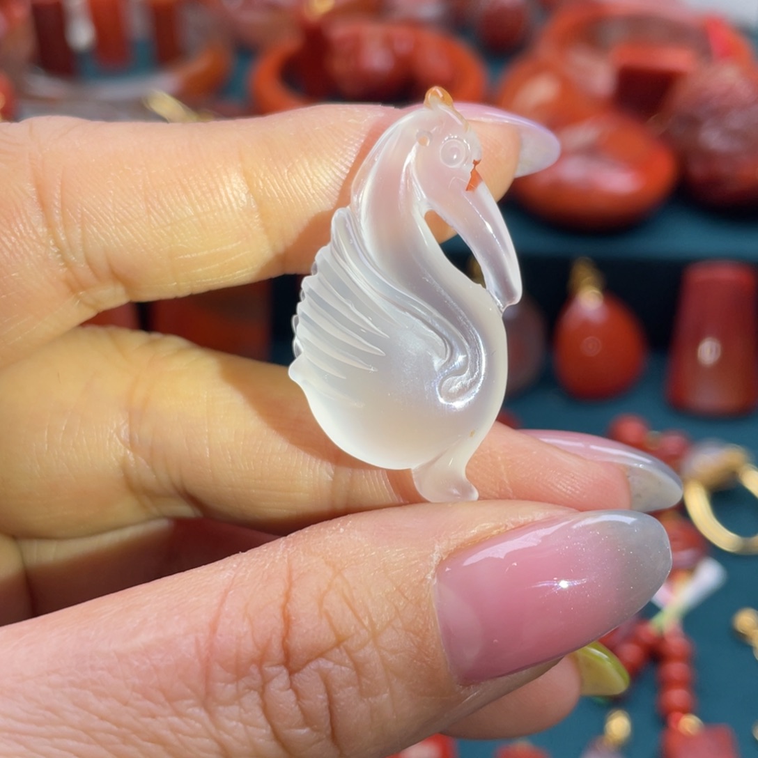 南红玛瑙未镶嵌川料南红高冰天鹅