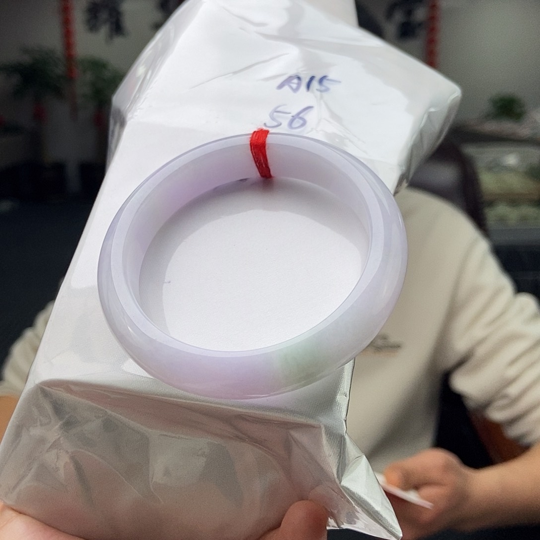 翡翠手镯未镶嵌拍一发一