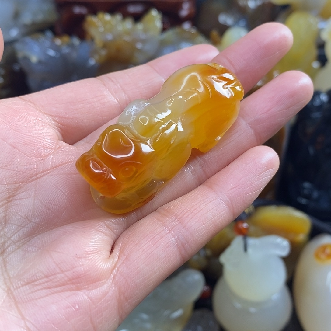 玛瑙/玉髓未镶嵌吊坠