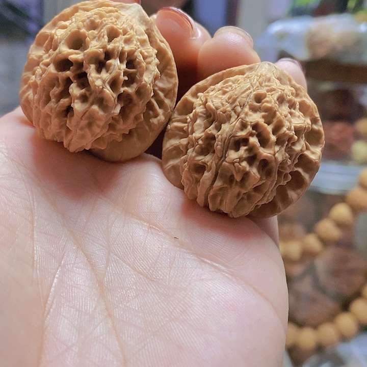 【闪购商品】文玩核桃把件35蚂蚁沟