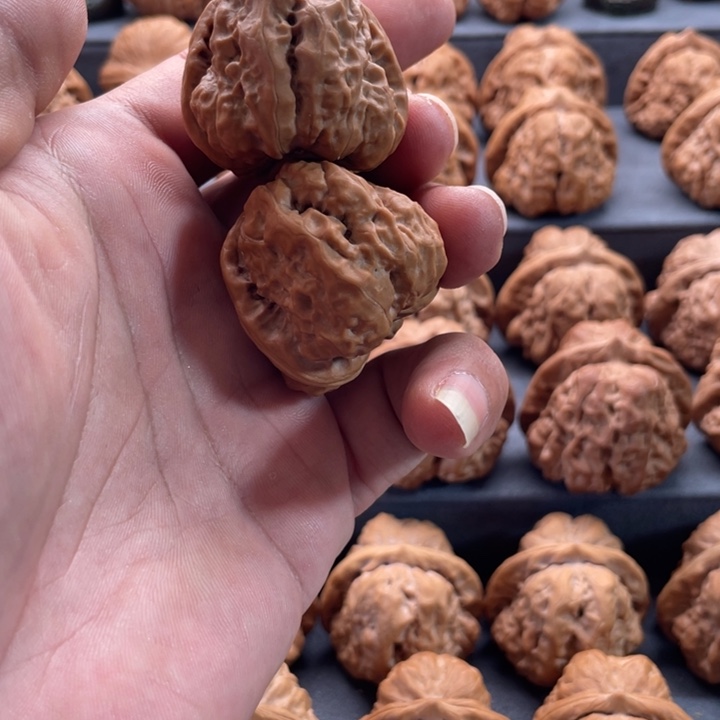 文玩核桃吊坠M**D蛤蟆37