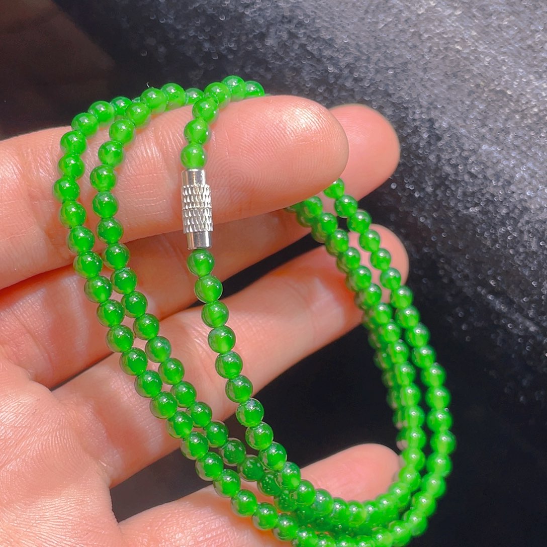 翡翠颈饰未镶嵌翡翠