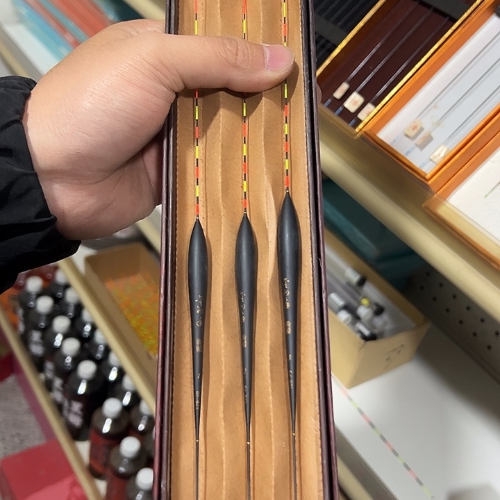 黑色浮漂一套11111