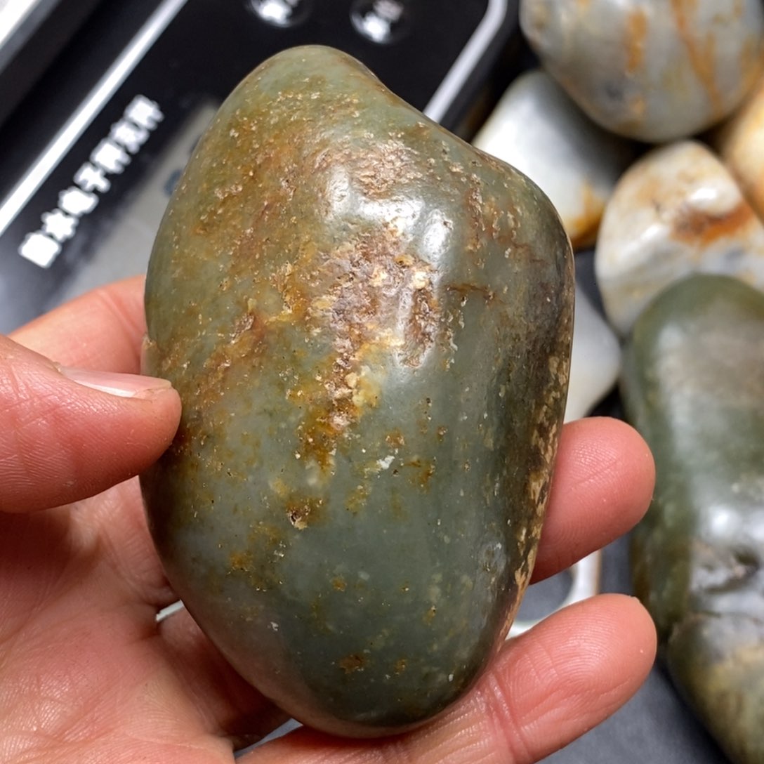 和田玉（糖玉）挂件未镶嵌