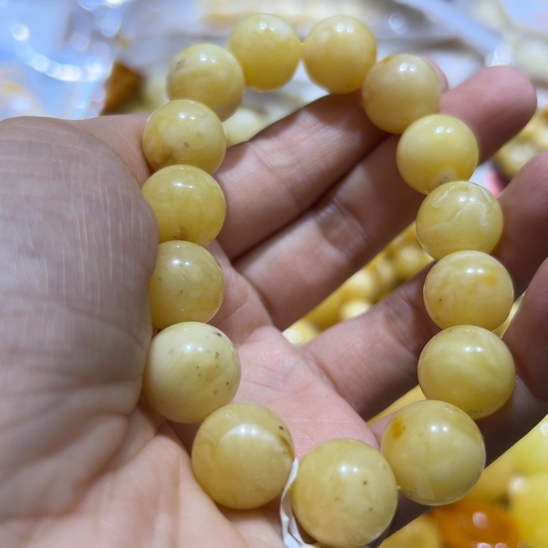 琥珀珠宝奇石未镶嵌