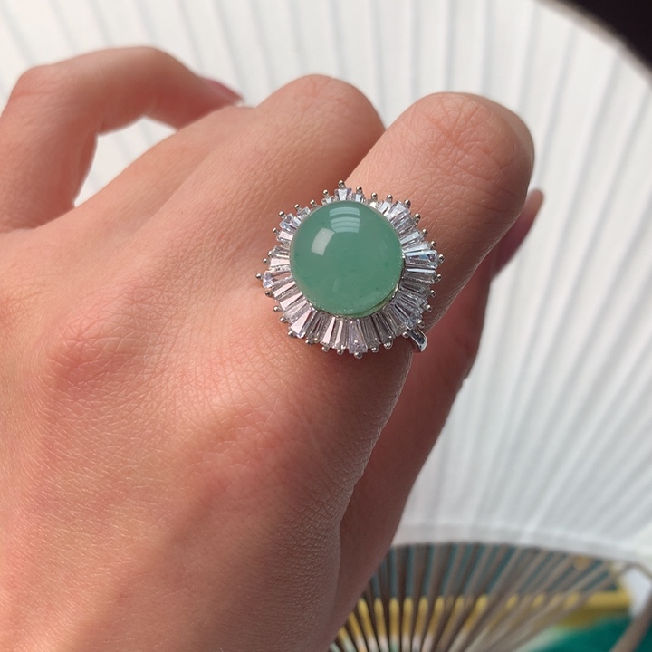 石英质玉冰飘花精品戒指银S925镀金镶嵌