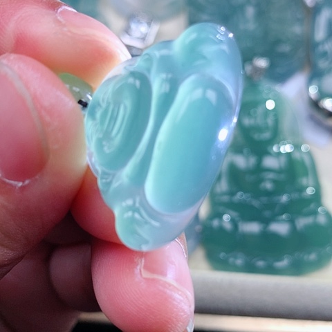 【闪购商品】翡翠颈饰未镶嵌天然翡翠