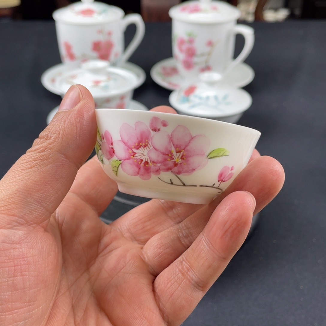 瓷片轻工业陶瓷研究所