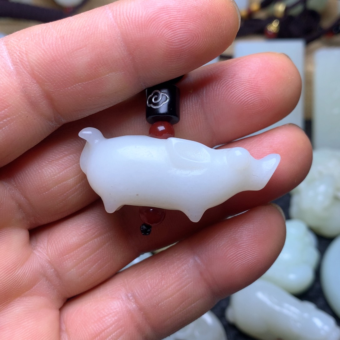 和田玉挂件未镶嵌