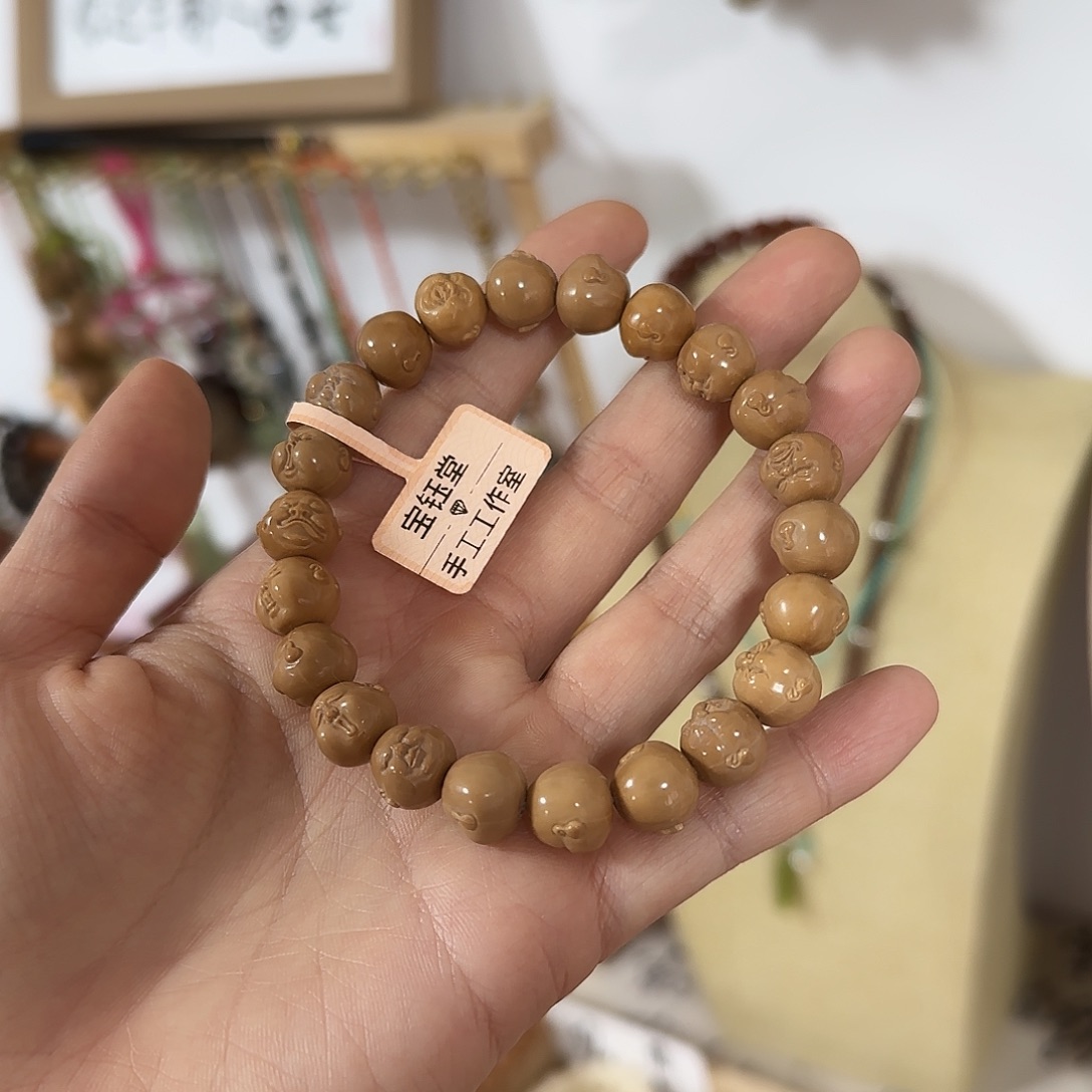 吊坠猴头核桃人生百态