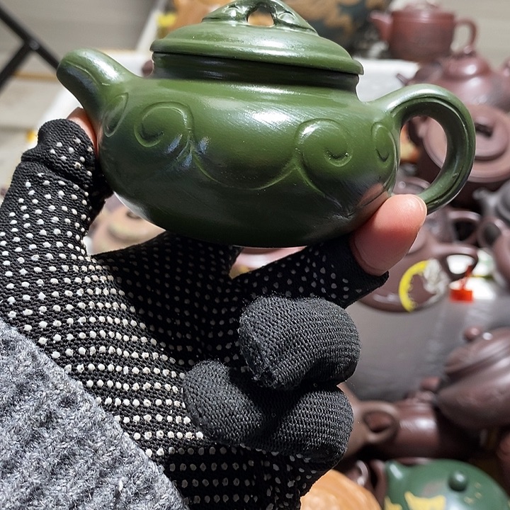 紫砂茶壶微瑕微笑