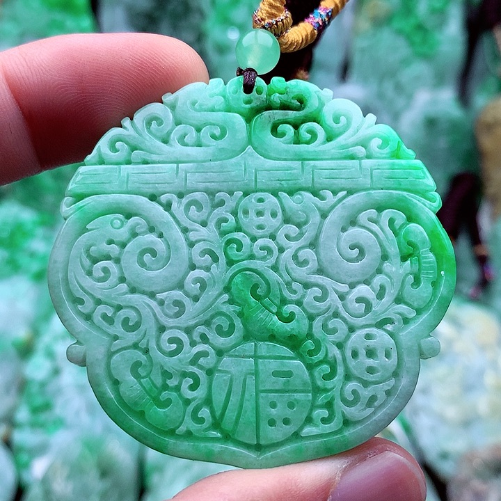 翡翠吊坠(不含链)未镶嵌