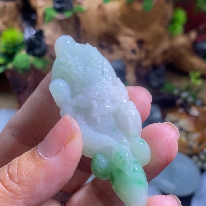 【闪购商品】颈饰未镶嵌翡翠龙牌