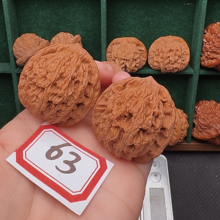 把件文玩核桃全品41尺虎头