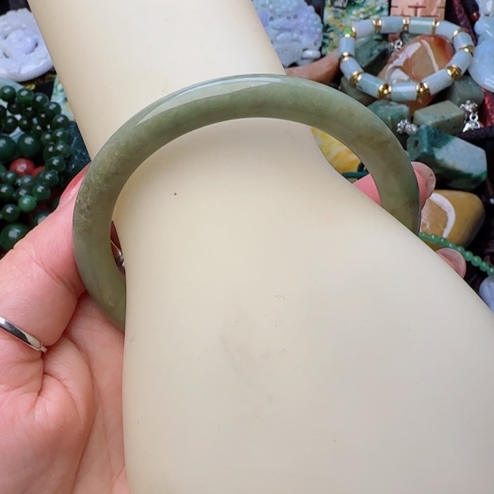 翡翠手镯未镶嵌天然A货108