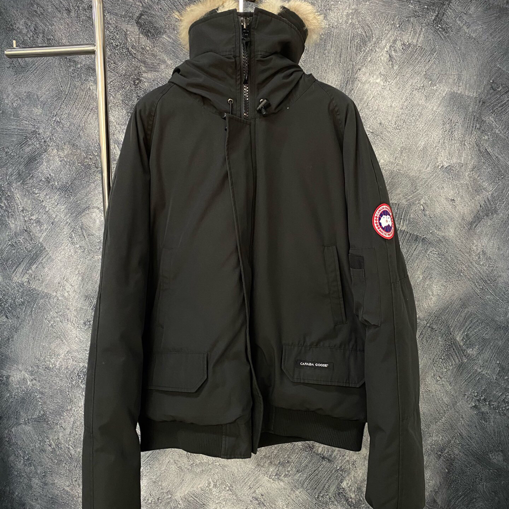 未使用 CANADA GOOSE 飞行员羽绒服/黑色/XXL码/15917