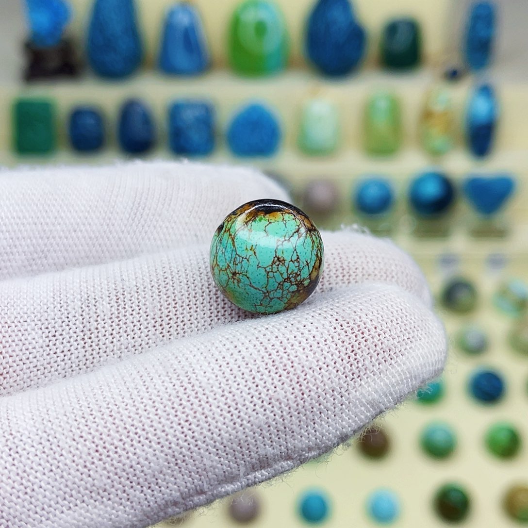 绿松石绿松石未镶嵌