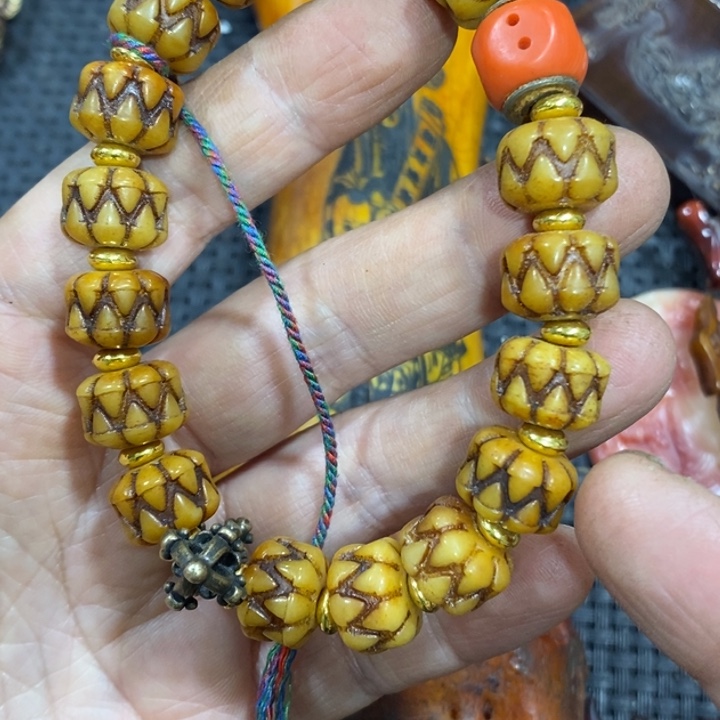 滴血莲花菩提吊坠