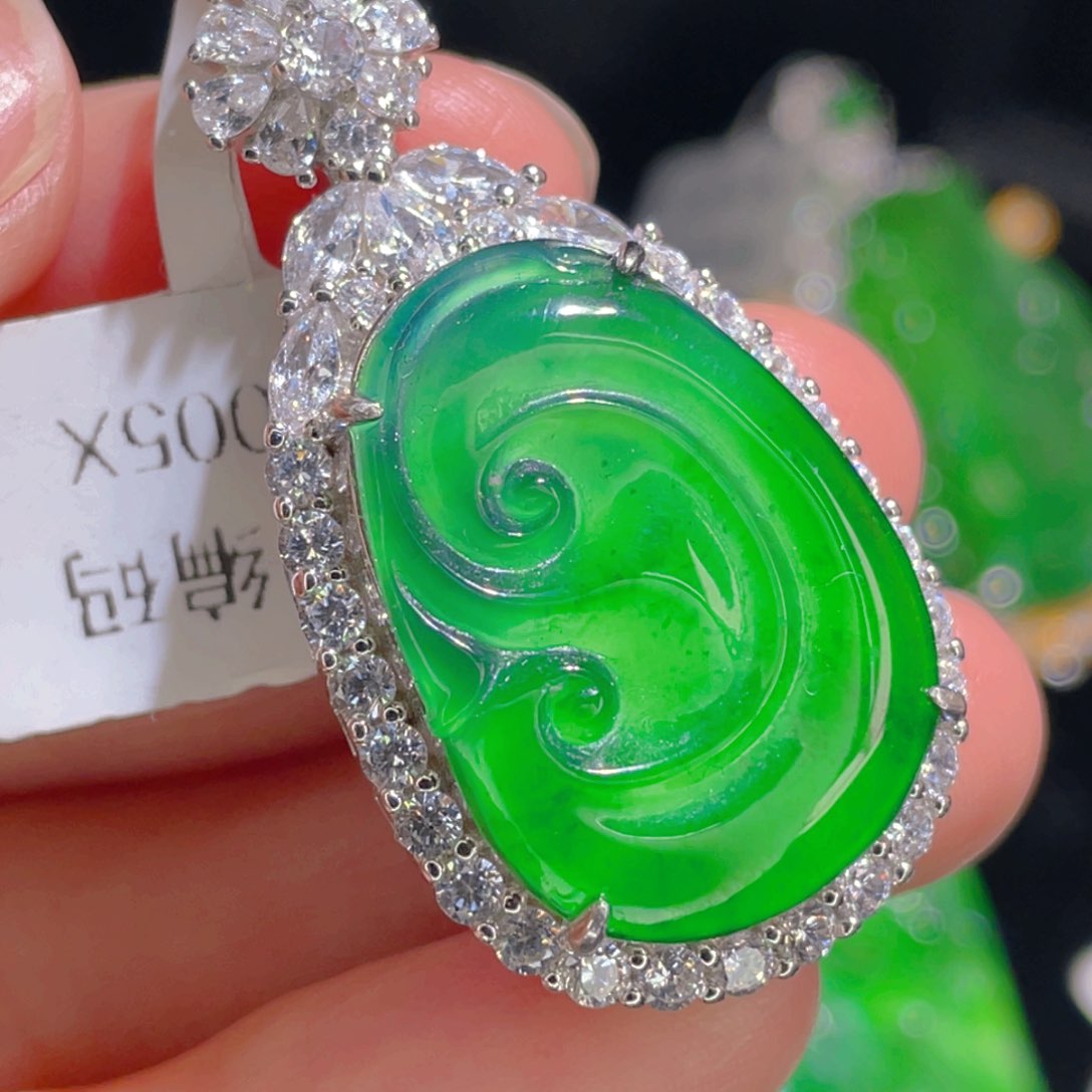 翡翠吊坠(不含链)银S925镶嵌