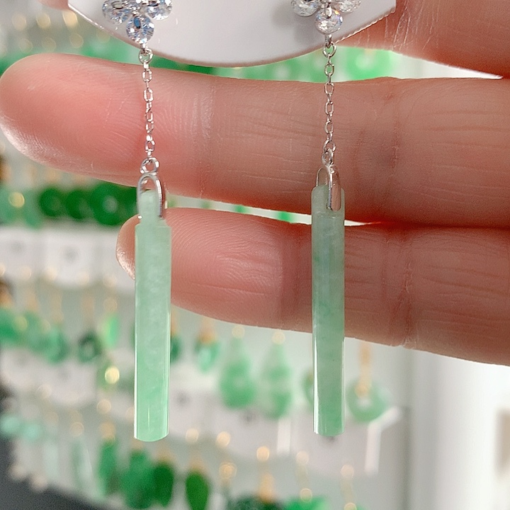 翡翠耳饰银S925镶嵌天然翡翠