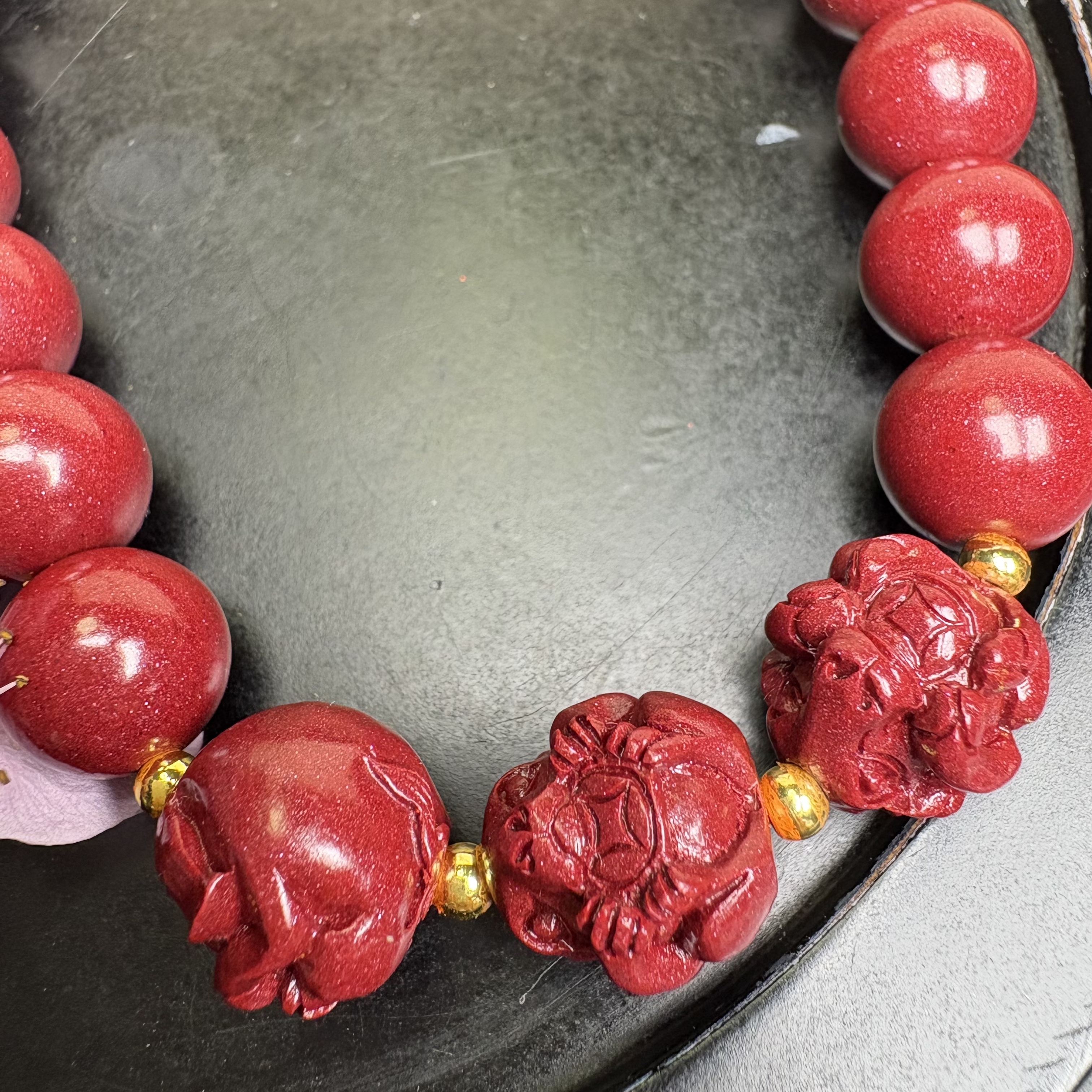含辰砂工艺品【老张朱砂阁】朱砂紫金砂原矿高含量生肖六合手串Z03