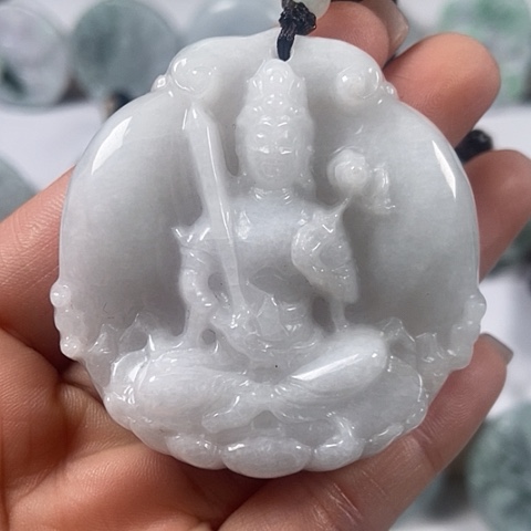 翡翠颈饰未镶嵌虚空福利