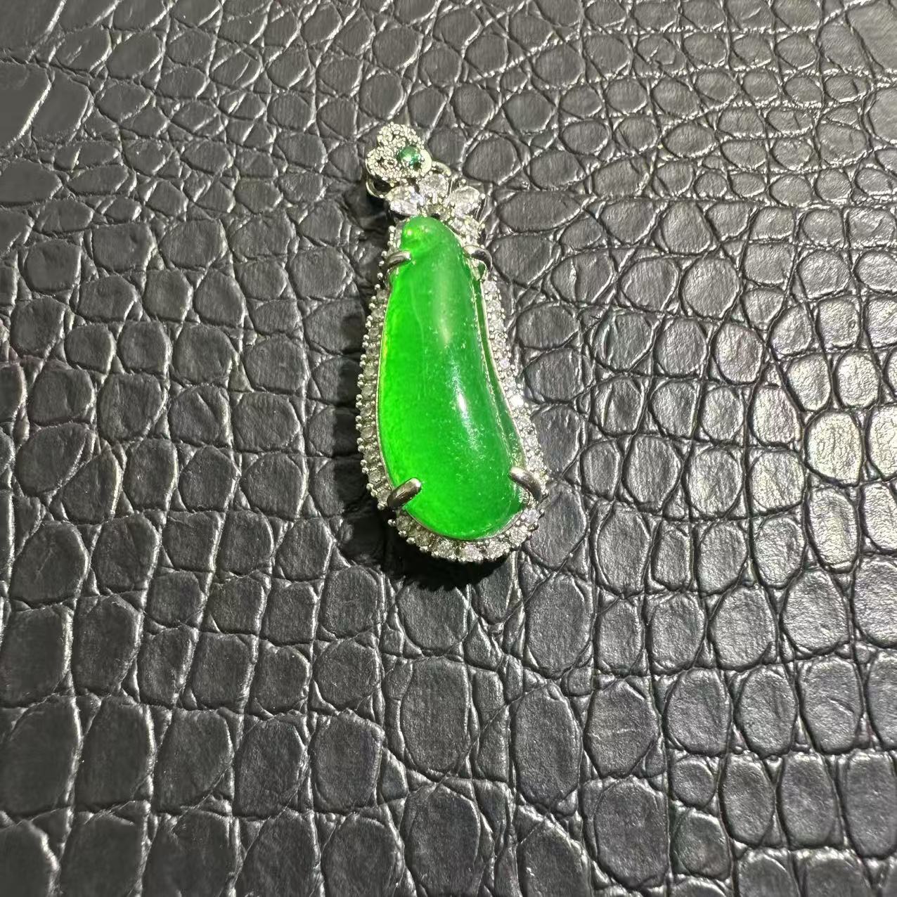 【高端定制】多样性发一件时尚设计吊坠L-1347