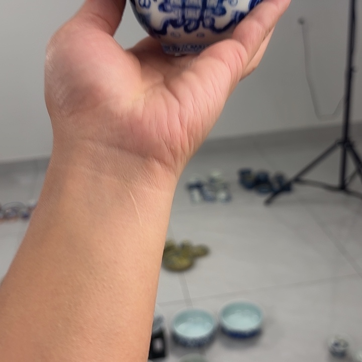 瓷片青花狮子大压手杯景德镇