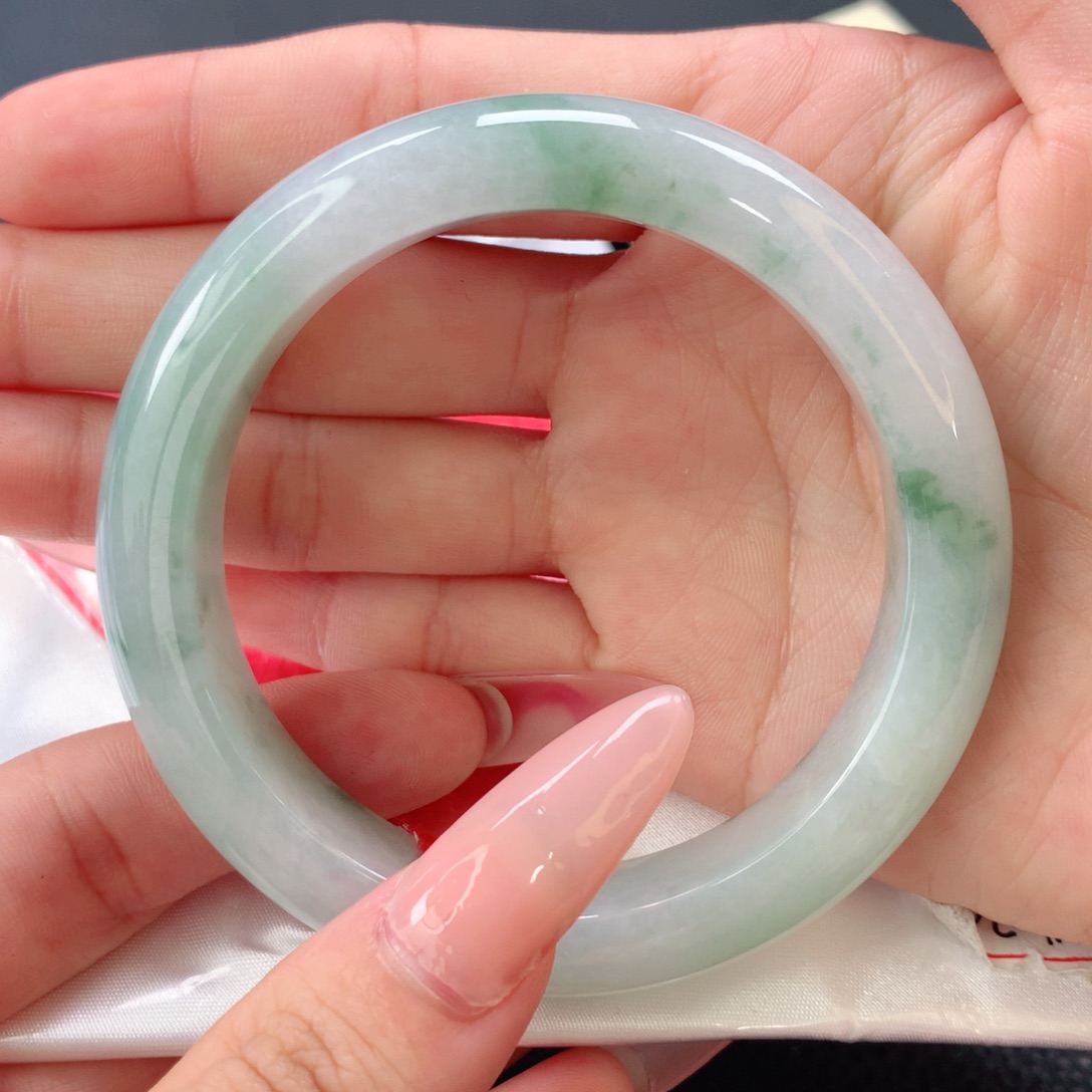 翡翠手镯未镶嵌翡翠手镯56