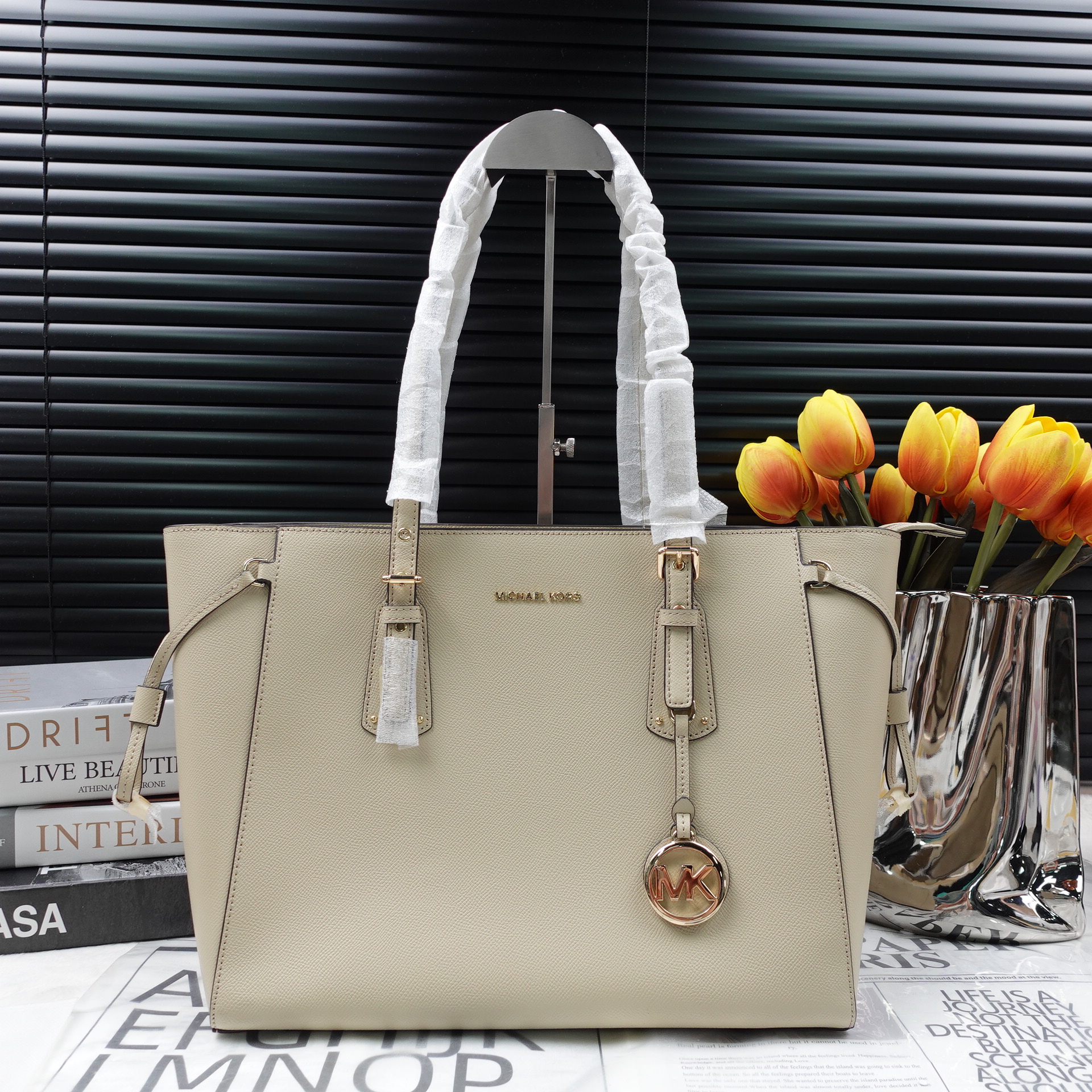 95新 MICHAELKORS/迈克高仕 单肩包/T10225024