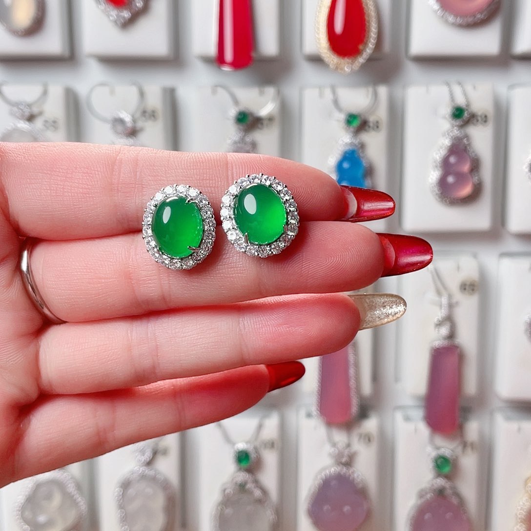 玛瑙/玉髓耳钉未镶嵌