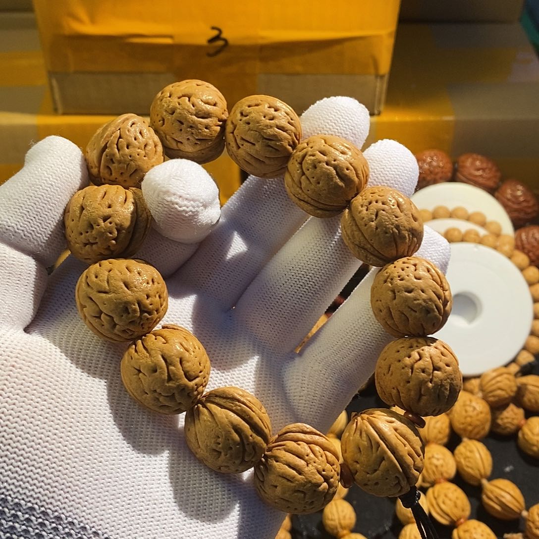 日***鸟手串桃核盘锦刀齐肌肉