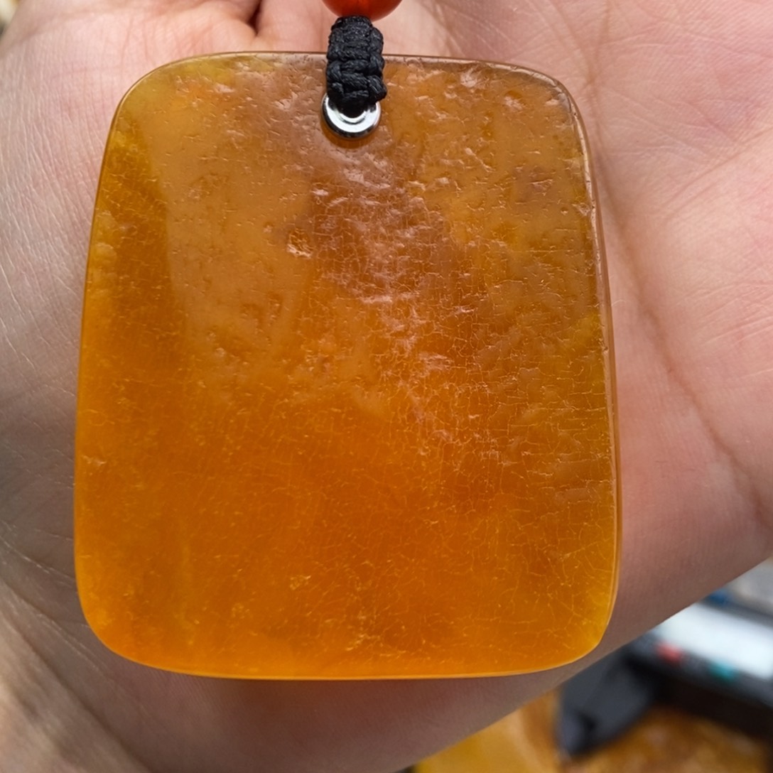 琥珀吊坠(赠链)未镶嵌
