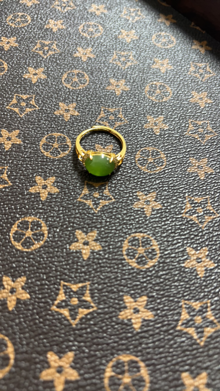 【珠宝集结号】617号天然和田玉碧玉戒指-天然珠宝发货多样性